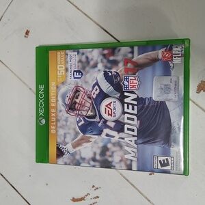 Madden NFL 17 EA SPORTS (Microsoft Xbox One Delux Edition 2016)